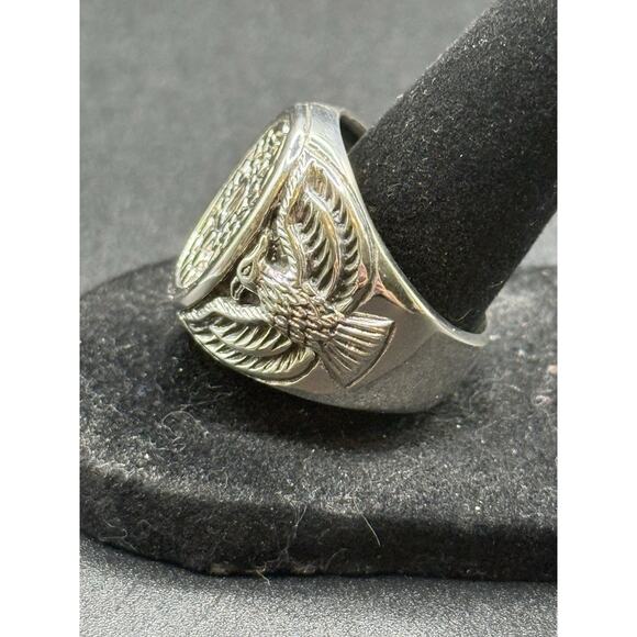 New Condition Sterling Silver Heavy Scorpion Eagle Gents Ring Size 10.00 - Picture 2 of 9